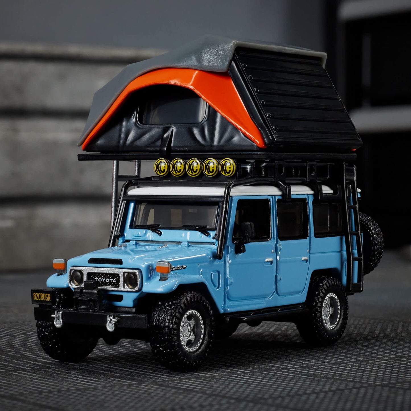 Hot Wheels Elite 64 - 2025 - Mod Shop 1982 Custom Toyota Land Cruiser FJ45 Troopy - HWR97