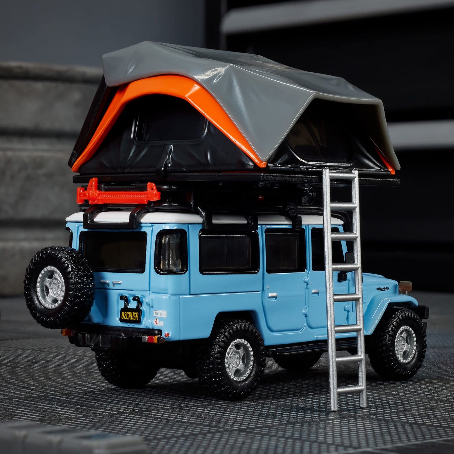 Hot Wheels Elite 64 - 2025 - Mod Shop 1982 Custom Toyota Land Cruiser FJ45 Troopy - HWR97
