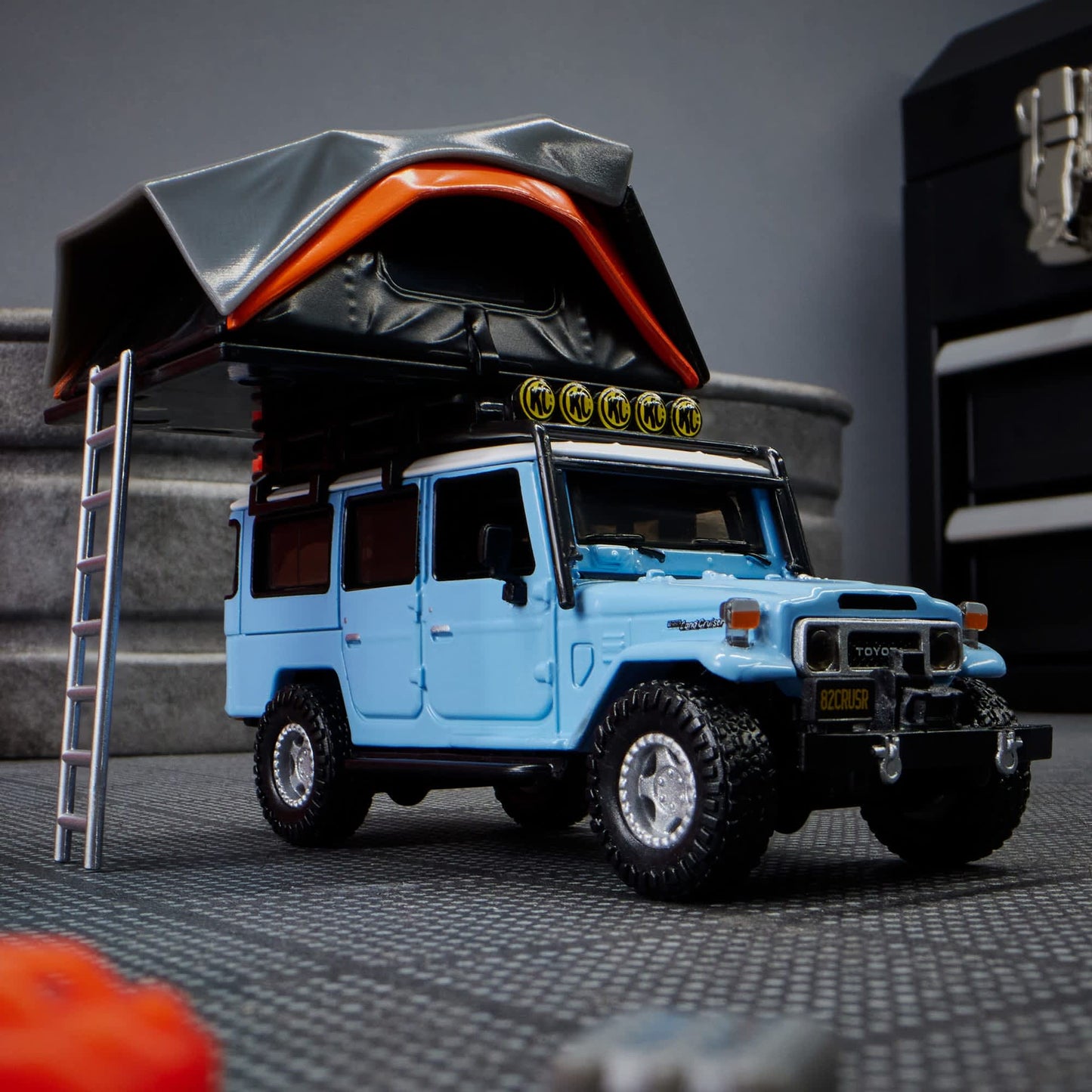 Hot Wheels Elite 64 - 2025 - Mod Shop 1982 Custom Toyota Land Cruiser FJ45 Troopy - HWR97