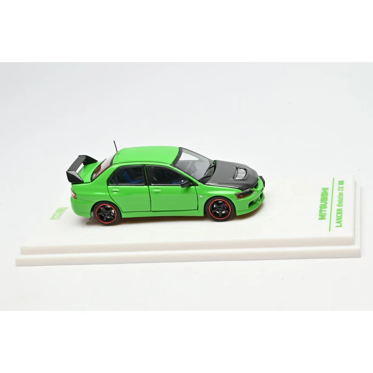 iHCM64 - Misubishi Lancer Evolution IX GSR, Green with Carbon Hood