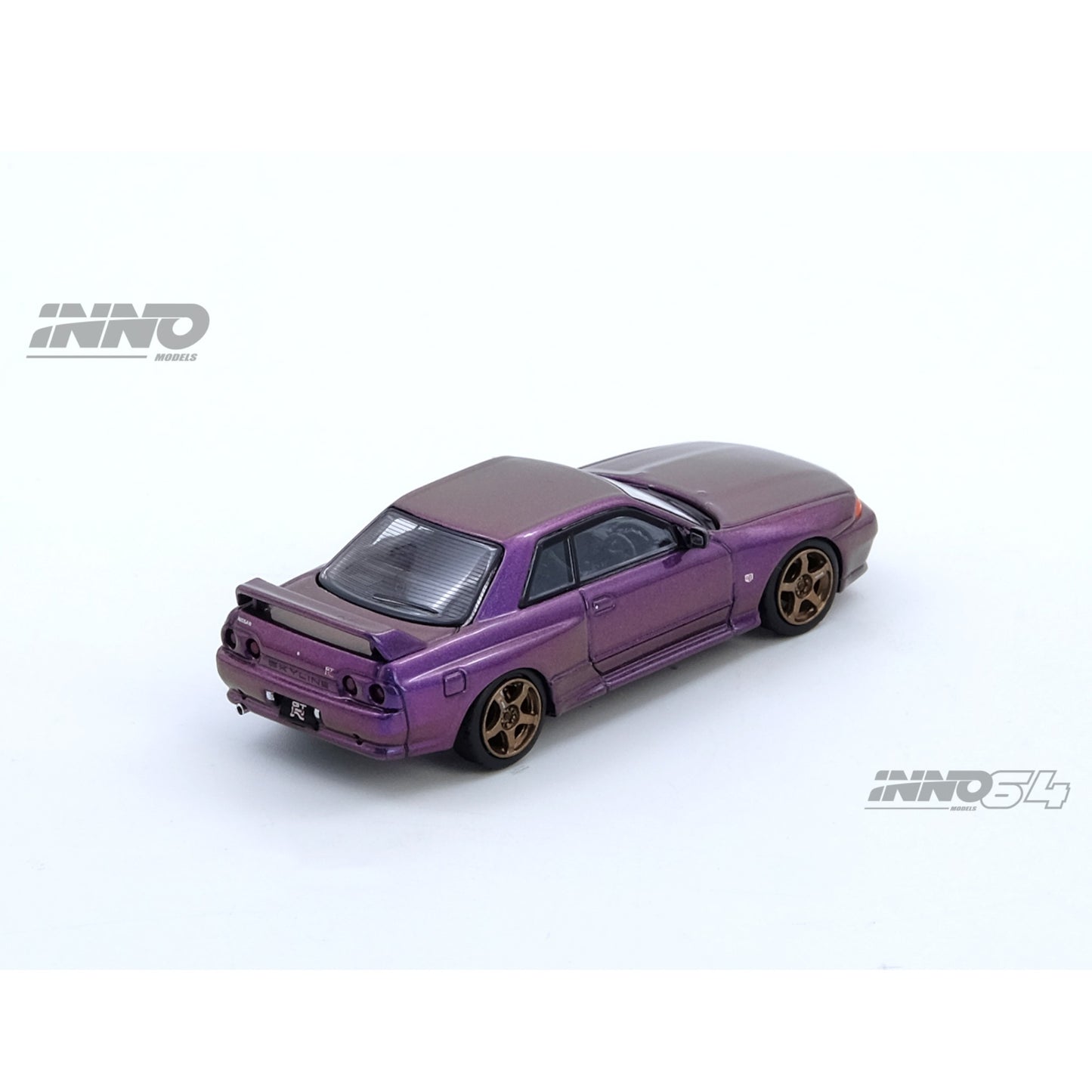 INNO64 - Pre-Order - Nissan Skyline GT-R (R32) Australia Special Edition *Limited Edition* - IN64-R32-MP