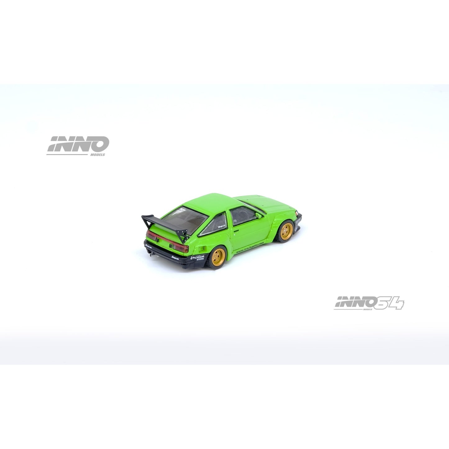 INNO64 - Pre-Order - Toyota AE86 Levin "Pandem Rocket Bunny" Green - IN64-AE86PL-GRN
