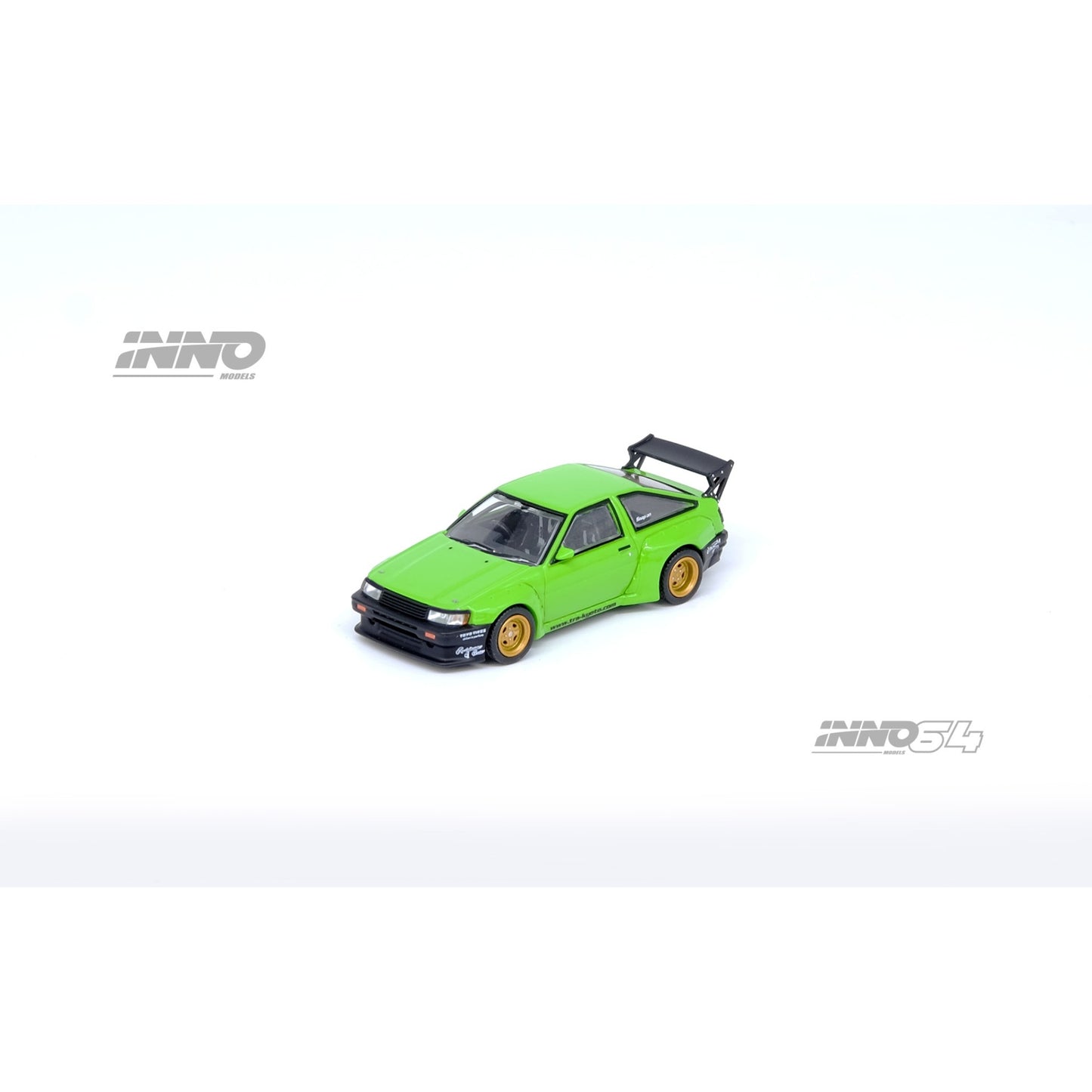 INNO64 - Pre-Order - Toyota AE86 Levin "Pandem Rocket Bunny" Green - IN64-AE86PL-GRN
