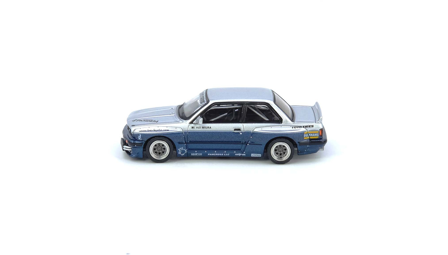 INNO64 - Pre-Order - PANDEM E30 M3 Silver/Blue - BMW M3 - IN64-E30P-SILBLU