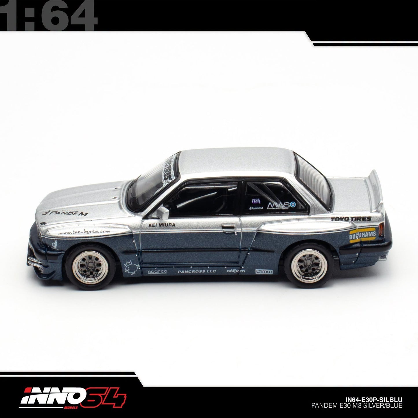INNO64 - Pre-Order - PANDEM E30 M3 Silver/Blue - BMW M3 - IN64-E30P-SILBLU