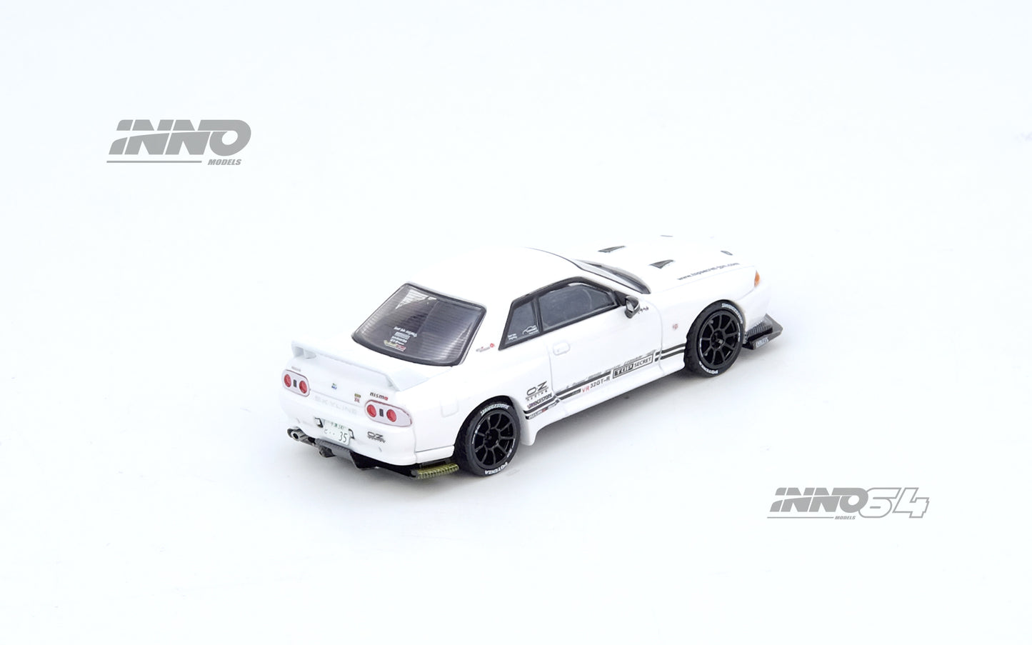 INNO64 - Pre-Order - Top Secret Skyline GT-R (R32), white - IN64-VR32TS-WHITE
