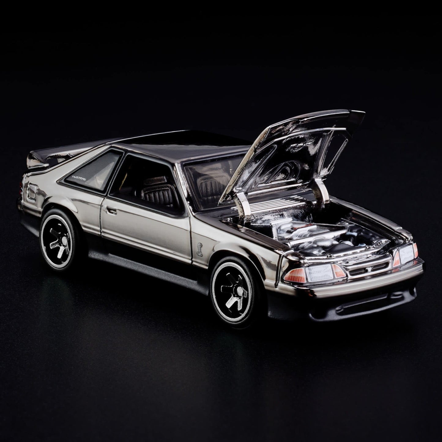 Hot Wheels Collector 2025 - RLC Exclusive - 1993 Ford Mustang Cobra R, Spectraflame Shadowchrome - JCP24