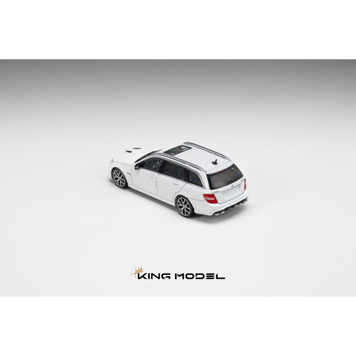 King Model - Pre-Order - C63 Wagon, white - KM64-C63W-WHI