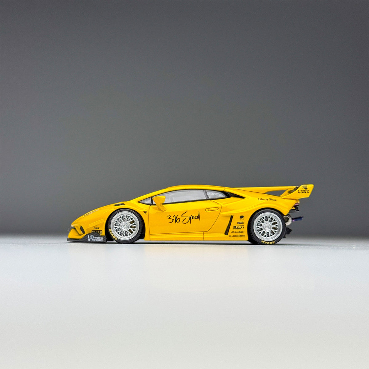 King Model - Pre-Order - LB Huracan GT, Yellow - KM64-LBH-YL