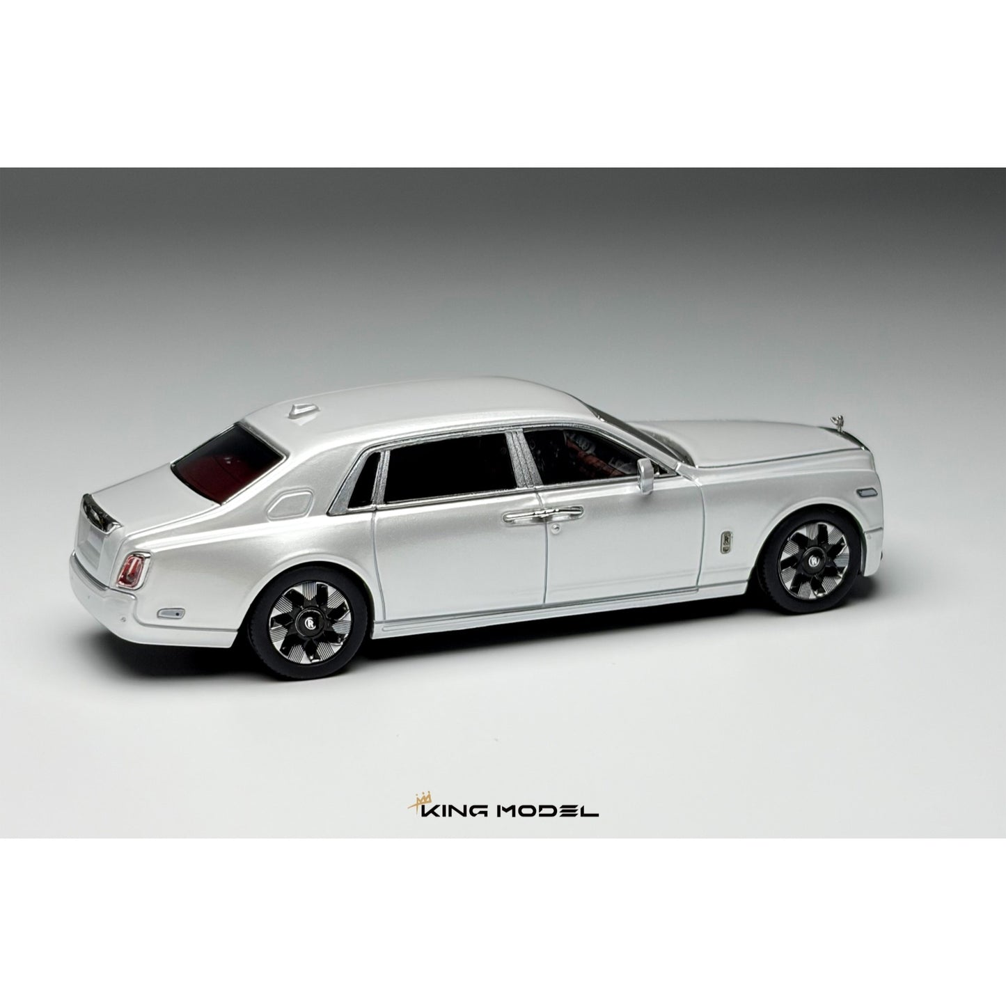King Model - Pre-Order - Phantom, white - KM64-PHAN-WHI