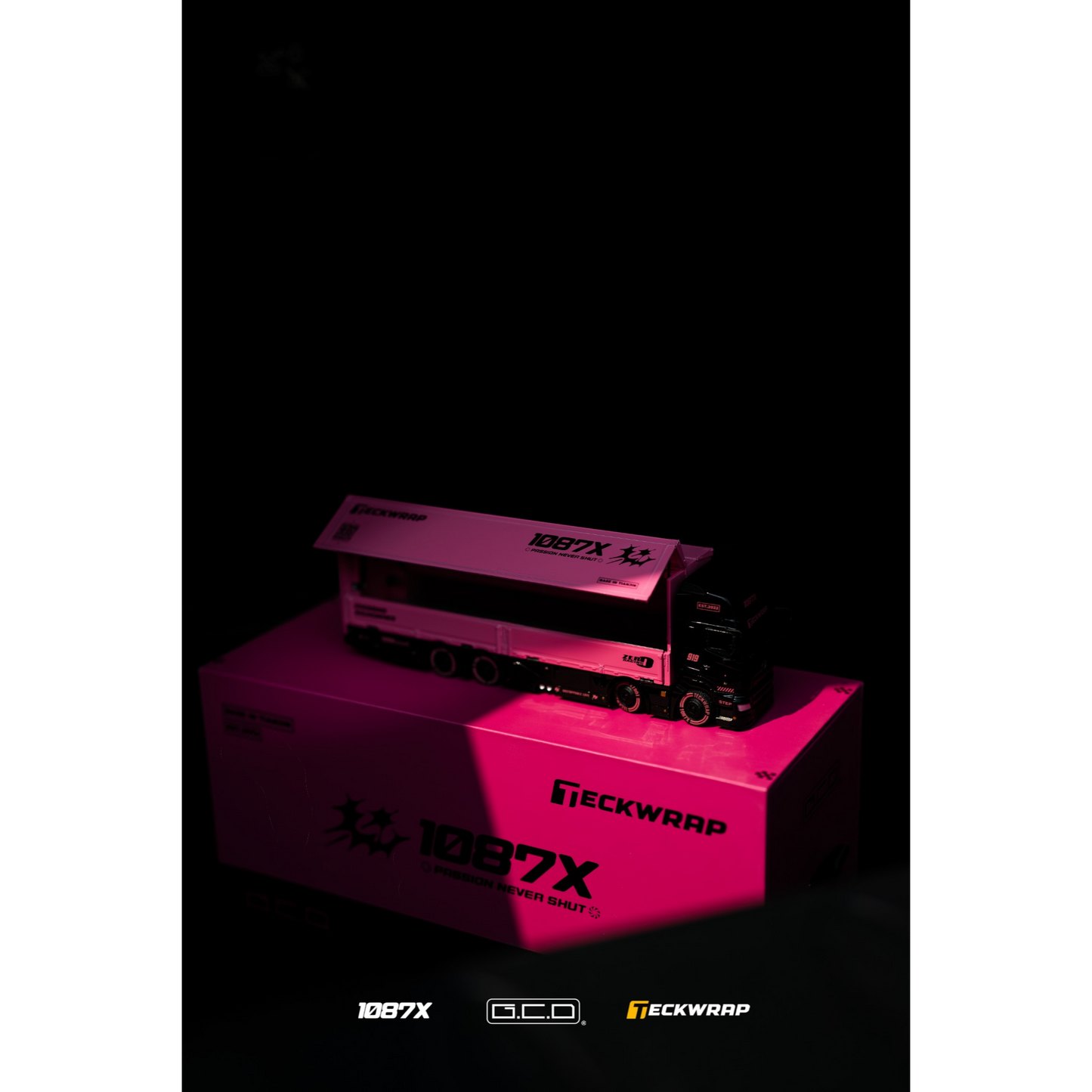 GCD x Teckwrap x 1087x - Pre-Order - HINO 700 Hauler Pink Suzhou GT Show Exclusive - KS-118-687