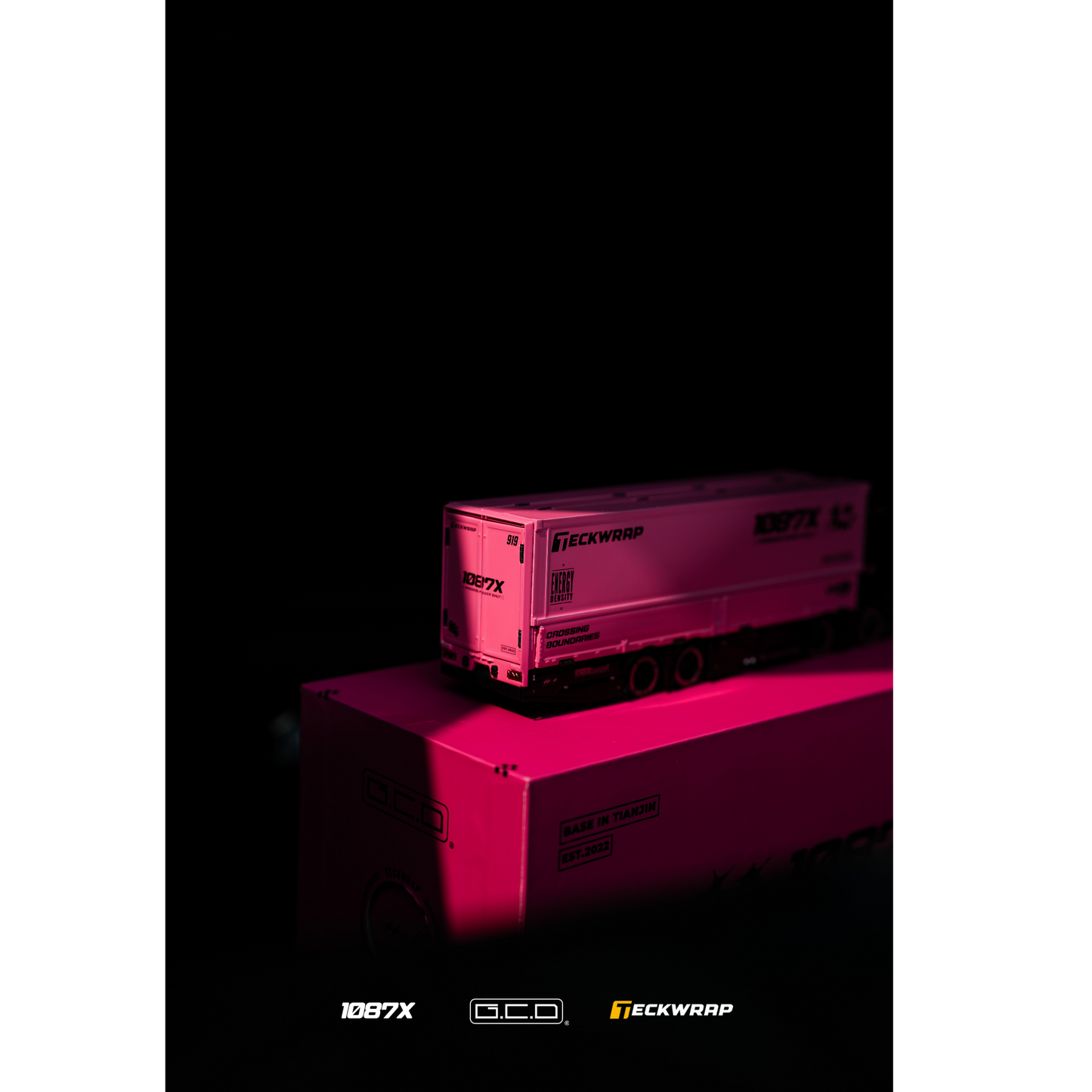 GCD x Teckwrap x 1087x - Pre-Order - HINO 700 Hauler Pink Suzhou GT Show Exclusive - KS-118-687