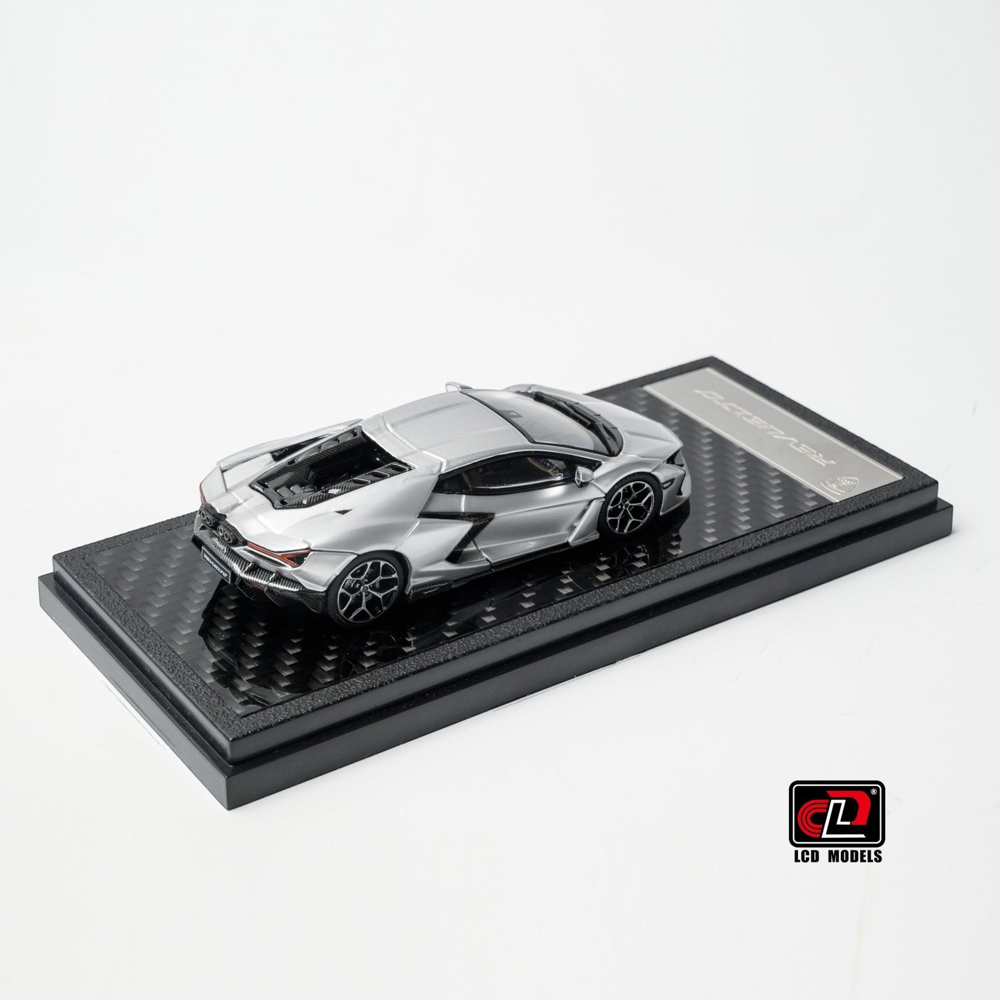 LCD Model - Pre-Order - Lamborghini Revuelto, Silver - LCD64042-SI