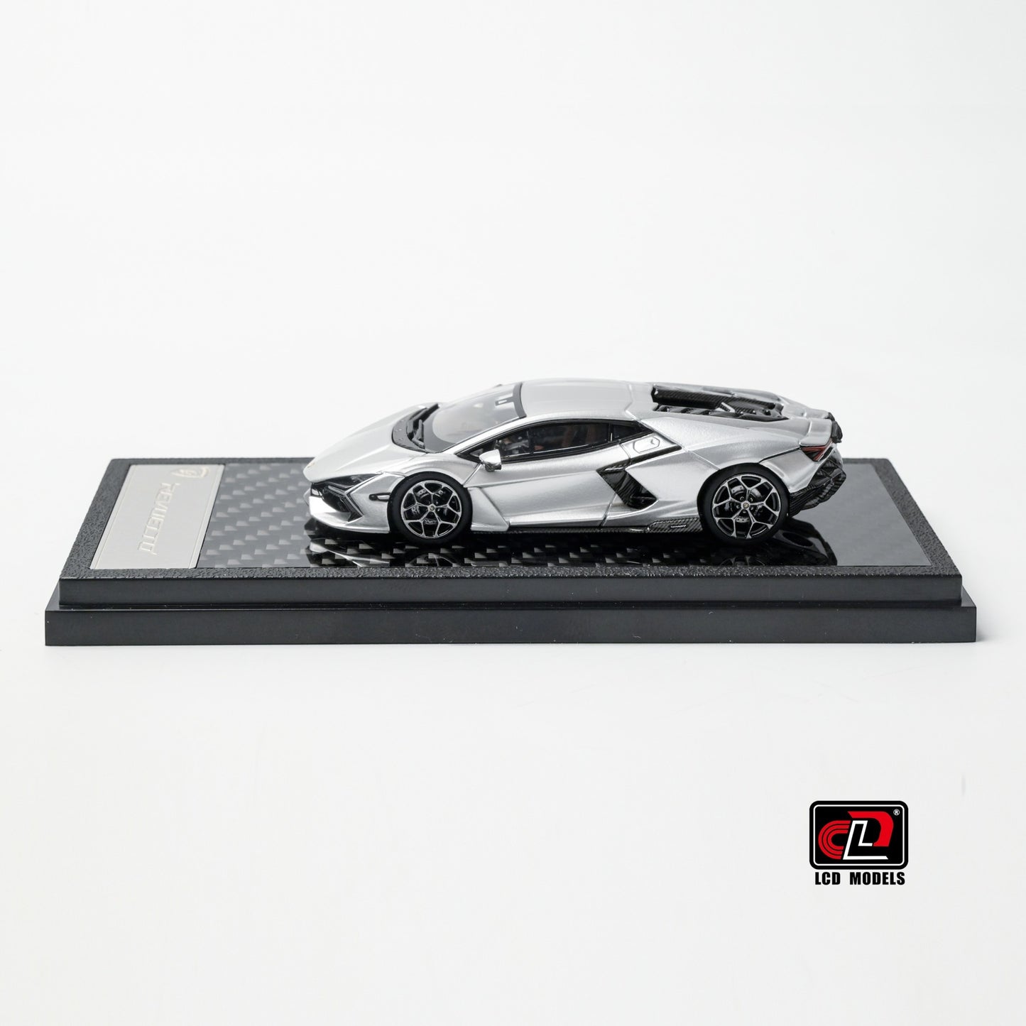 LCD Model - Pre-Order - Lamborghini Revuelto, Silver - LCD64042-SI