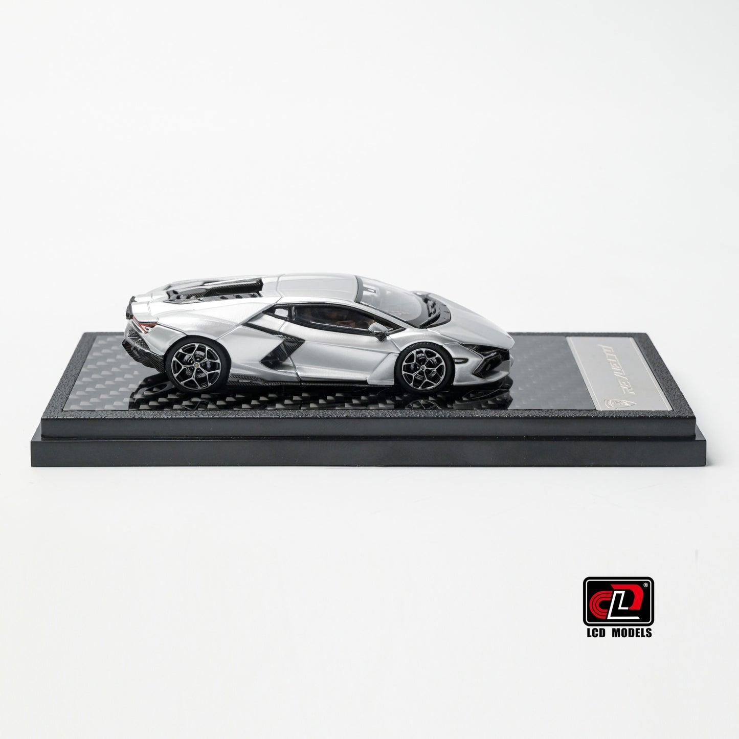 LCD Model - Pre-Order - Lamborghini Revuelto, Silver - LCD64042-SI