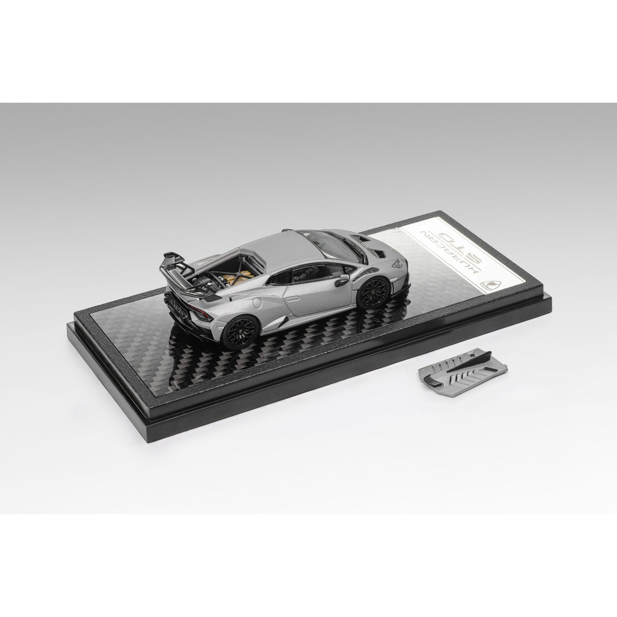 LCD Model - Pre-Order - Lamborghini Huracan STO, Matte Grey  (APAxpo26) - LCD64043-MG