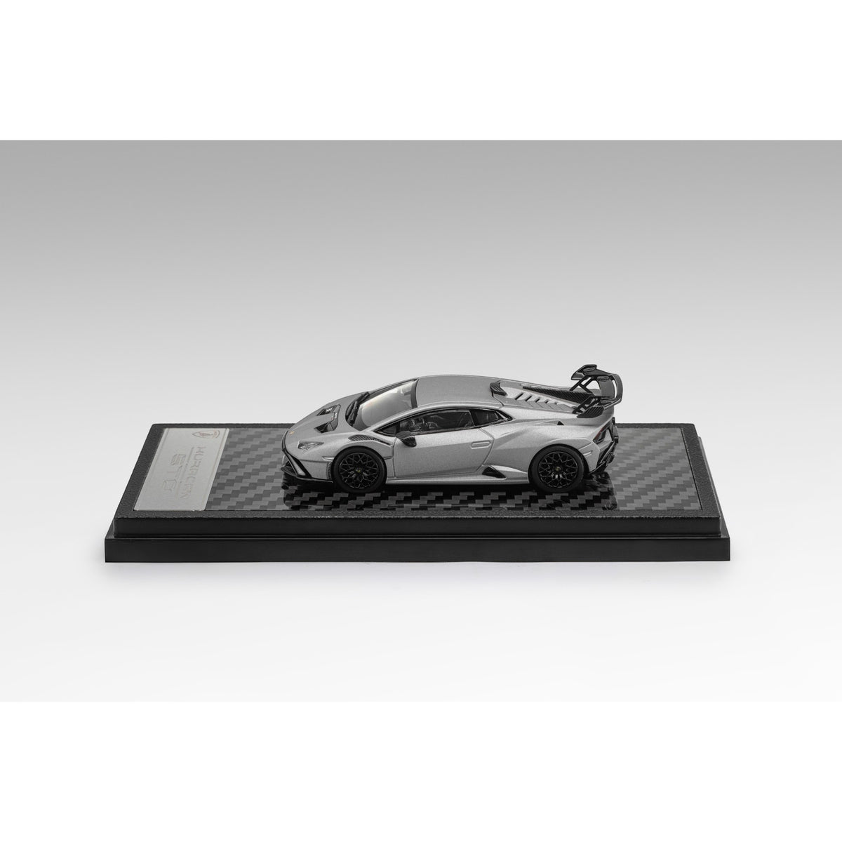 LCD Model - Pre-Order - Lamborghini Huracan STO, Matte Grey  (APAxpo26) - LCD64043-MG