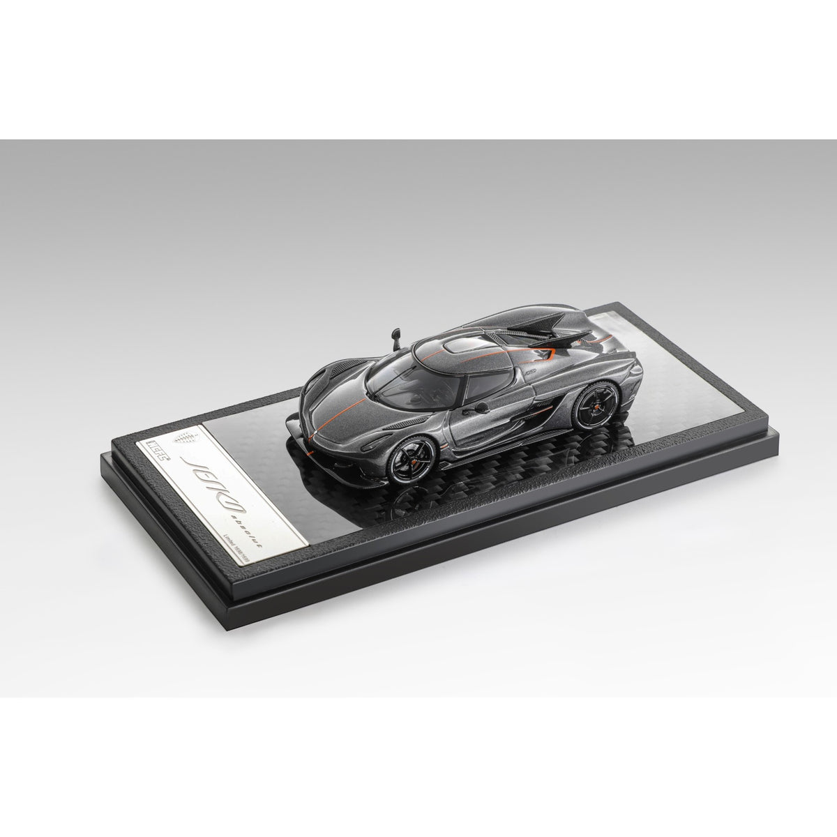 LCD Model - Pre-Order - Koenigsegg Jesko Absolut, Graphite Grey (HCFC26) - LCD64056B-GG