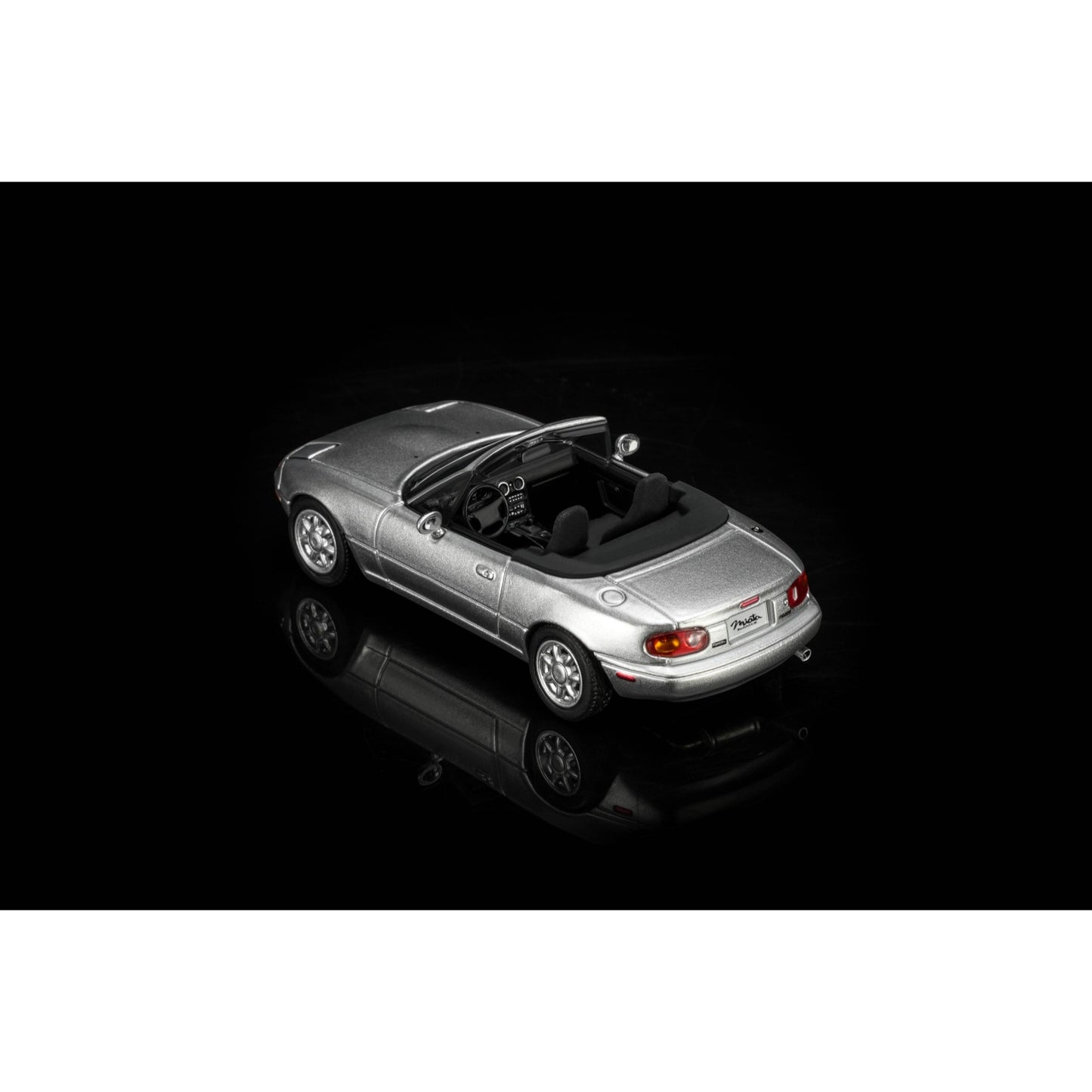 Motorhelix - Pre-Order - Mazda MX-5 Miata (NA) - LHD - M60204L