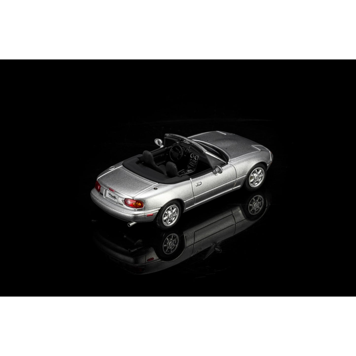 Motorhelix - Pre-Order - Mazda MX-5 Miata (NA) - LHD - M60204L