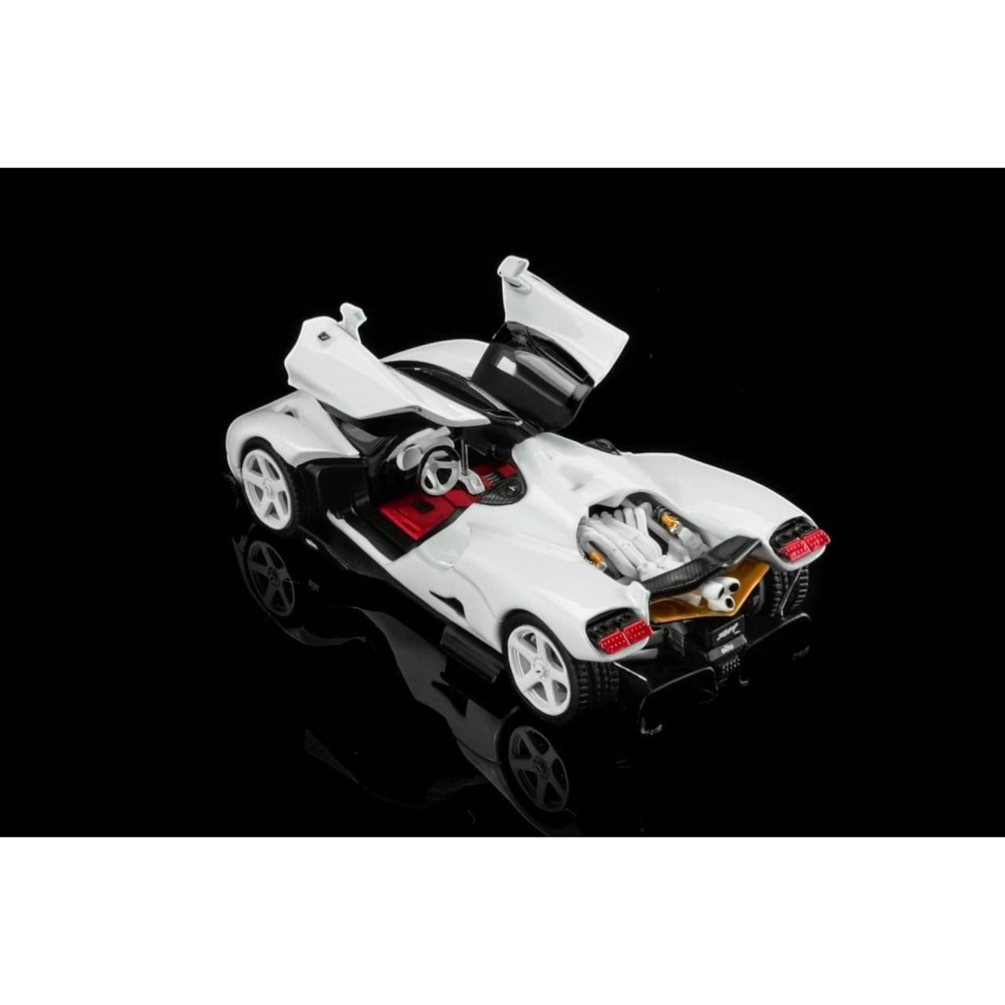 Motorhelix - Pre-Order - Nilu Hypercar - Suzuka White - M67002