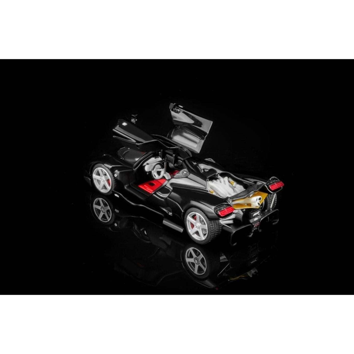 Motorhelix - Pre-Order - Nilu Hypercar - Black Water - Park Black - M67003