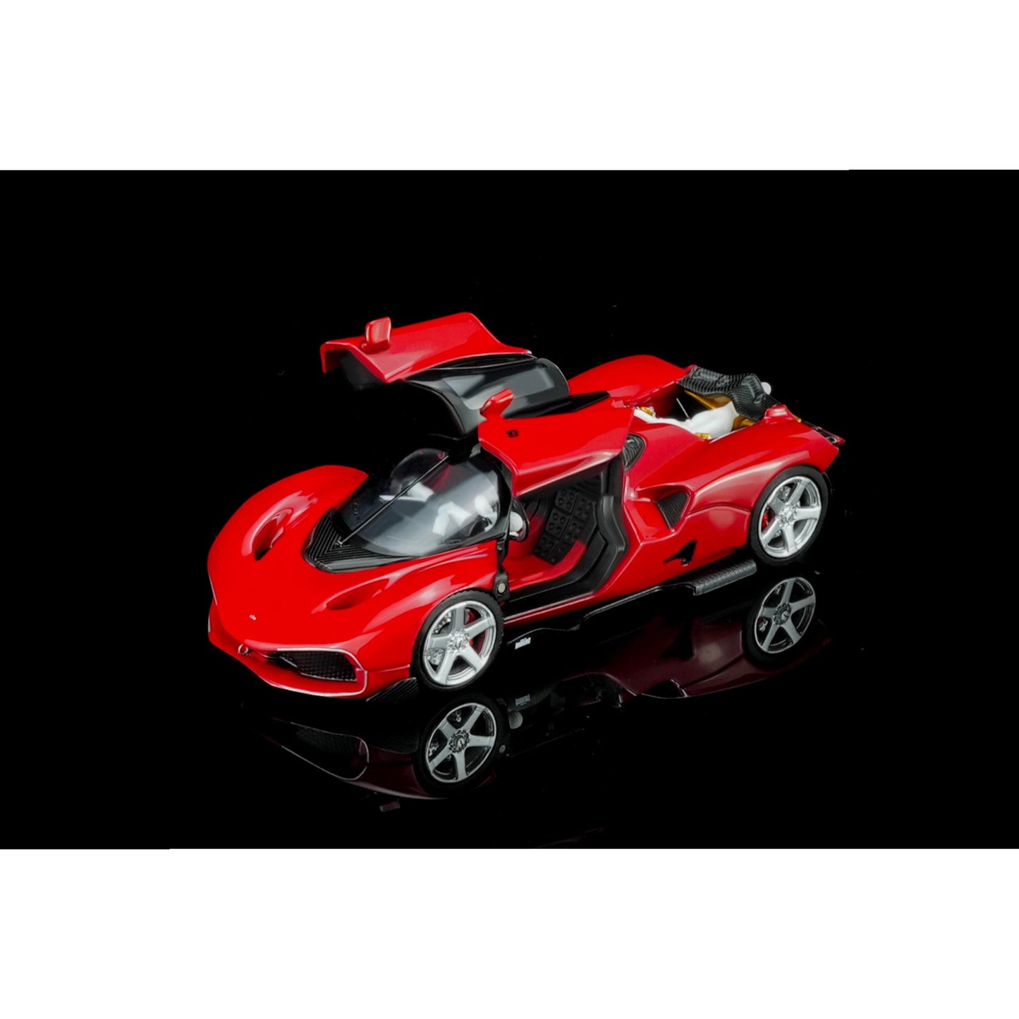 Motorhelix - Pre-Order - Nilu Hypercar - Gilles Red - M67004