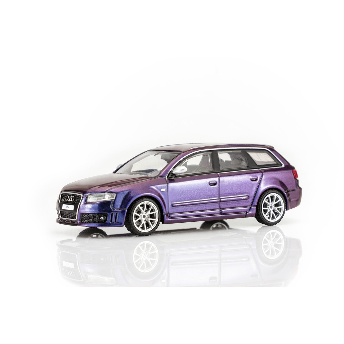 Motorhelix - Pre-Order - Audi RS4 (B7) 2005 - Army Girl Purple Pearl - M68311