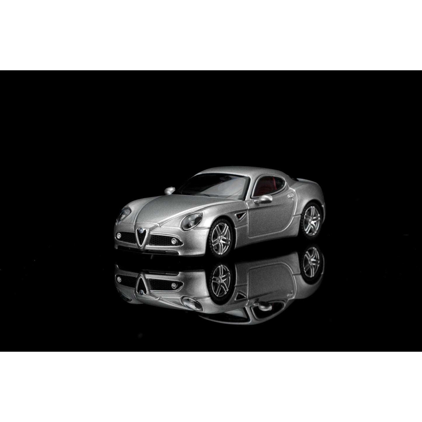 Motorhelix - Pre-Order - Alfa Romeo 8C Competizione 2008, Metallic Black - Grigio Nuvolari (Silver) - M69057