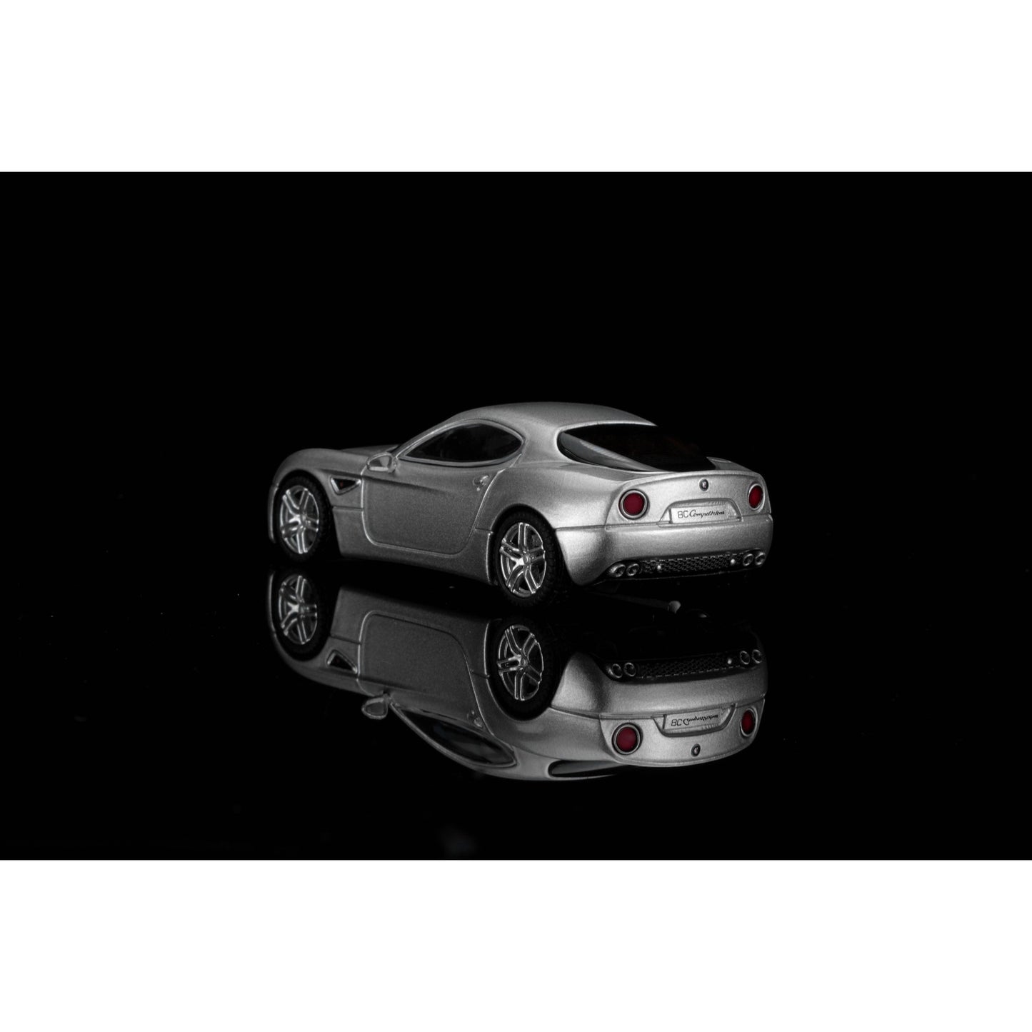 Motorhelix - Pre-Order - Alfa Romeo 8C Competizione 2008, Metallic Black - Grigio Nuvolari (Silver) - M69057