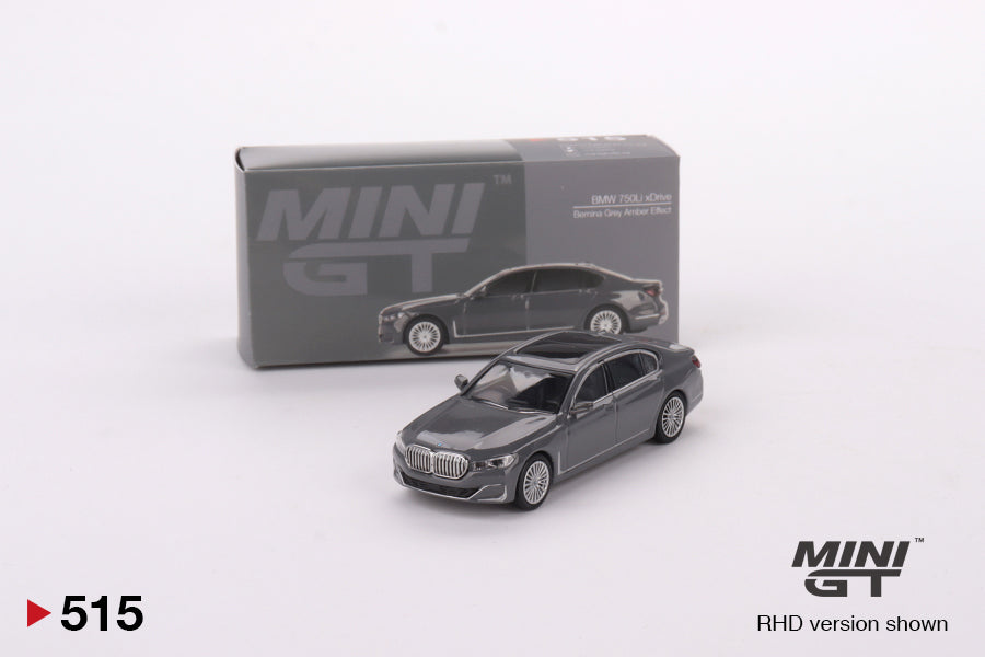 Mini GT - BMW 750Li xDrive Bernina Grey Amber Effect - MGT00515 (LHD) - 1:64