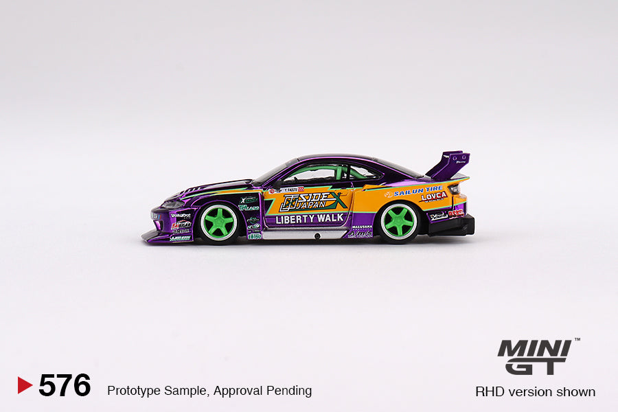 Mini GT - LB-Super Silhouette Nissan S15 SILVIA #555 2022 Formula 