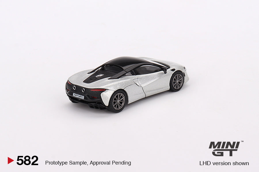 Mini GT - McLaren Artura Ice Silver - MGT00582 (LHD) - 1:64