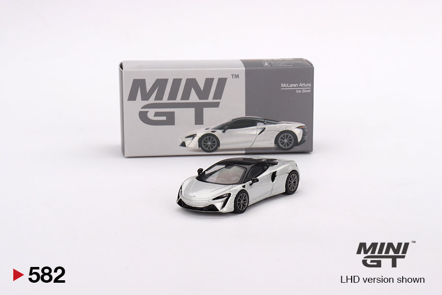 Mini GT - McLaren Artura Ice Silver - MGT00582 (LHD) - 1:64
