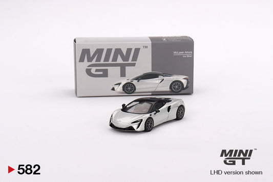 Mini GT - McLaren Artura Ice Silver - MGT00582 (LHD) - 1:64