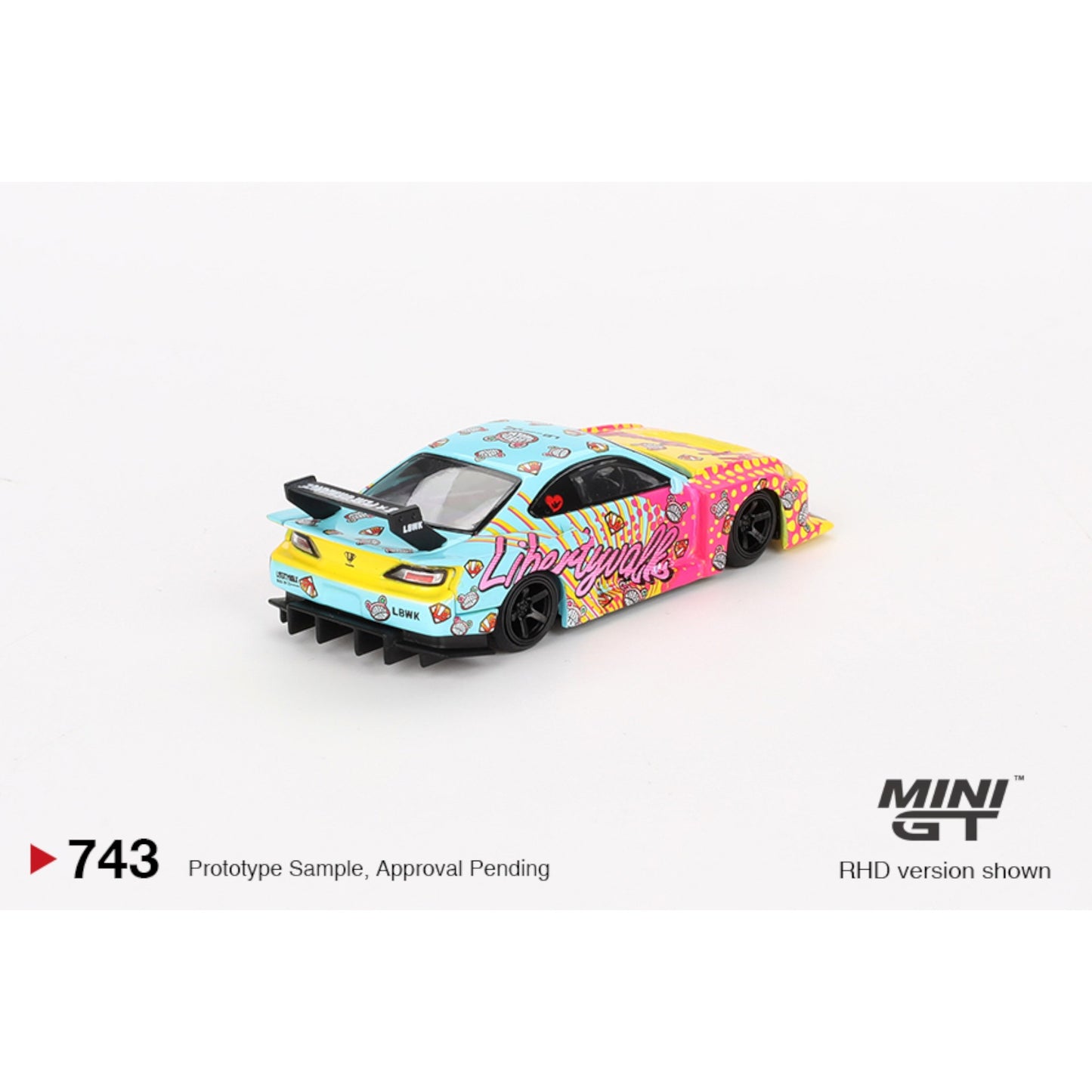 Mini GT - Nissan LB-Super Silhouette S15 SILVIA LBWK KUMA - MGT00743 (RHD) - 1:64