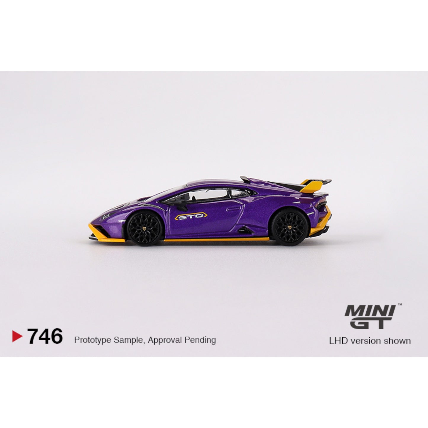 Mini GT - LAMBORGHINI HURACAN STO PURPLE - MGT00746 (LHD) - 1:64