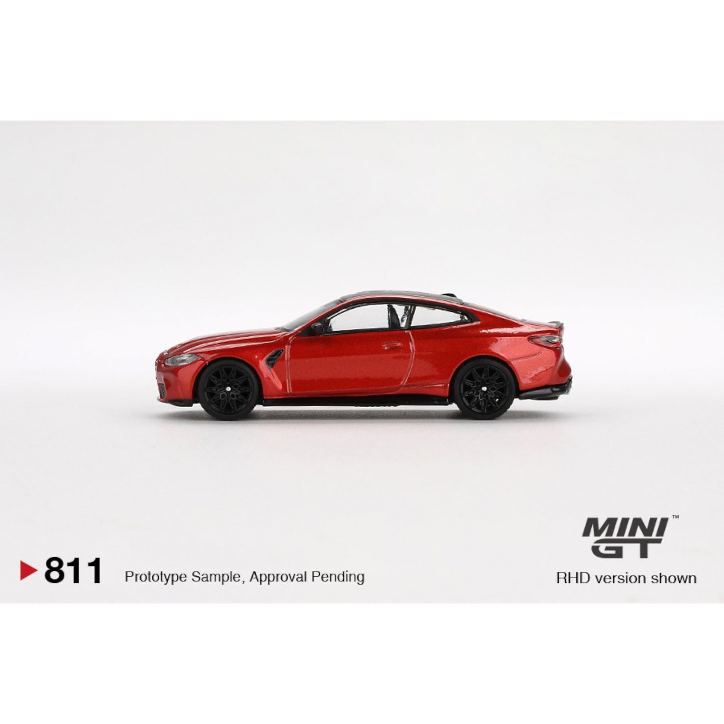 Mini GT - 2024 BMW M4 (G82) Competition, sakhir orange - MGT00811 (LHD)