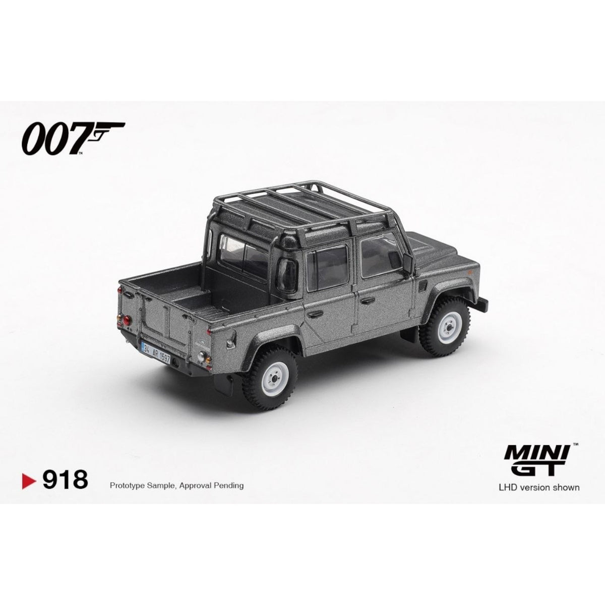 Mini GT - Pre-Order - James Bond - Landrover Defender 110 Crew Cab - Skyfall - English Blister - MGT00918-007E