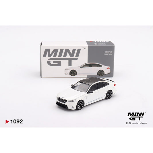 Mini GT - Pre-Order - BMW M5 Alpine White - MGT01092 (LHD)