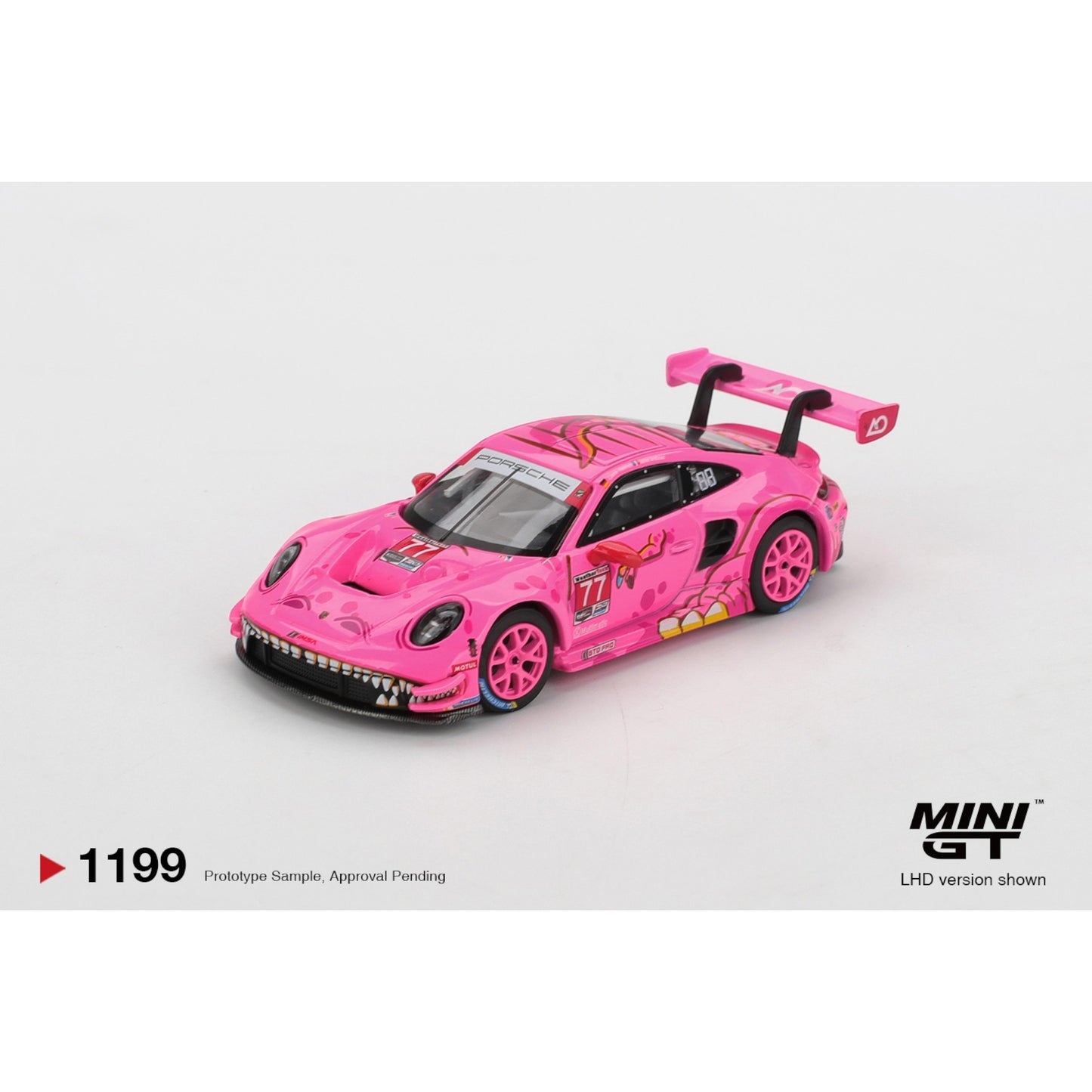 Mini GT - AO Racing IMSA 2024 GTD Pro Champion Set - Rexy & Roxy - MGTS0024 inkl. Rexy Plüsch