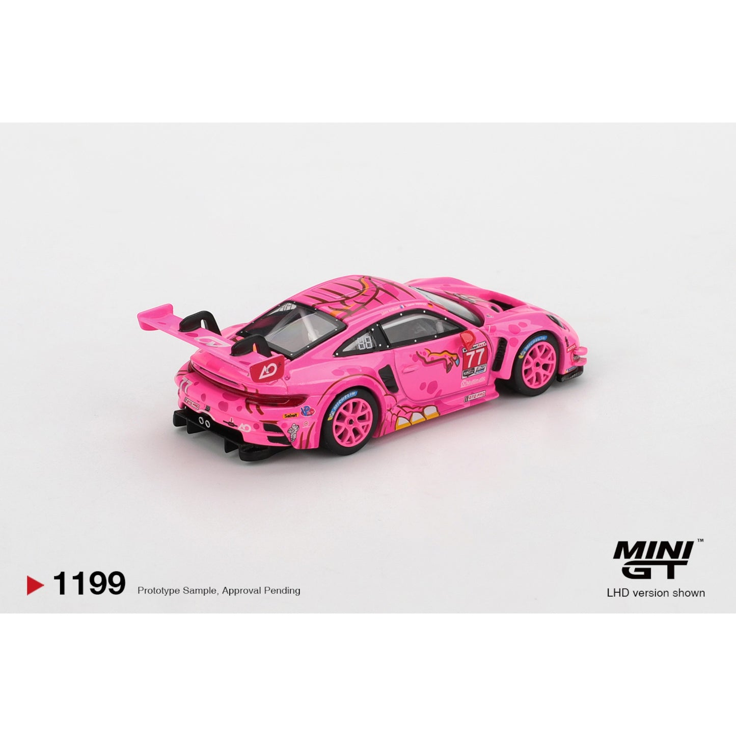 Mini GT - AO Racing IMSA 2024 GTD Pro Champion Set - Rexy & Roxy - MGTS0024 inkl. Rexy Plüsch