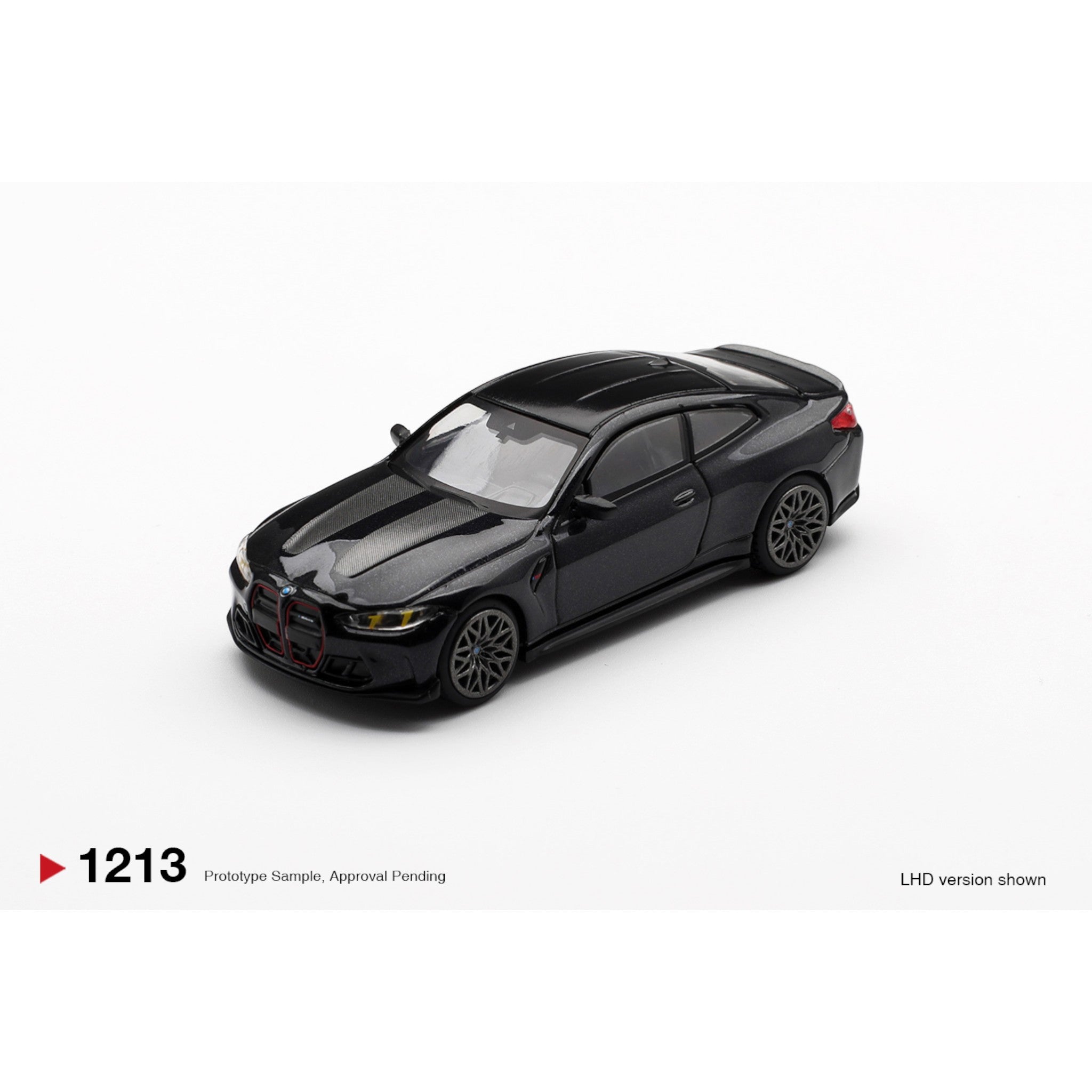 Mini GT - Pre-Order - BMW M4 CS  Black Sapphire - MGT01213 (LHD)