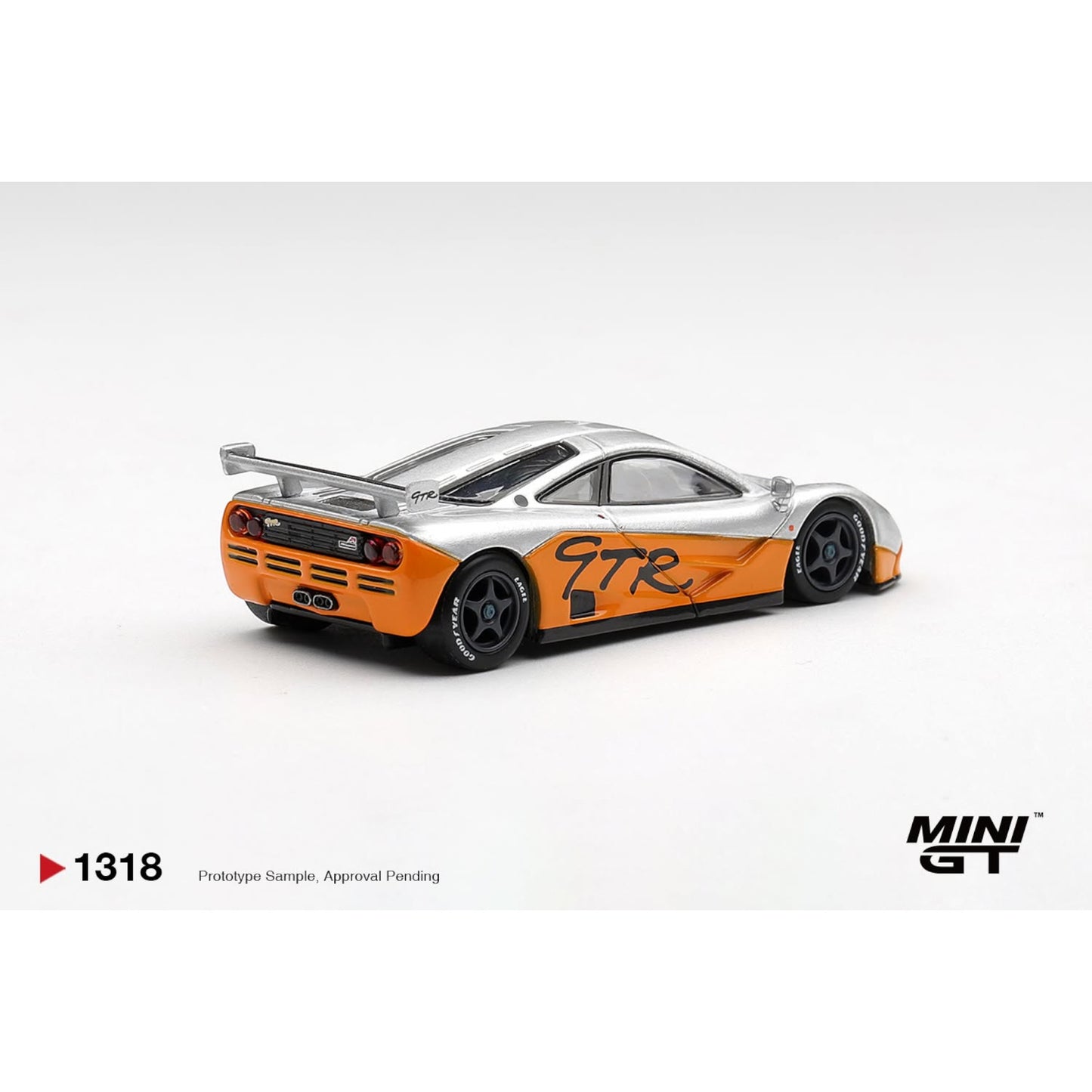 Mini GT - Pre-Order - McLaren F1 GTR 1995 Presentation - MGT01318 (LHD)