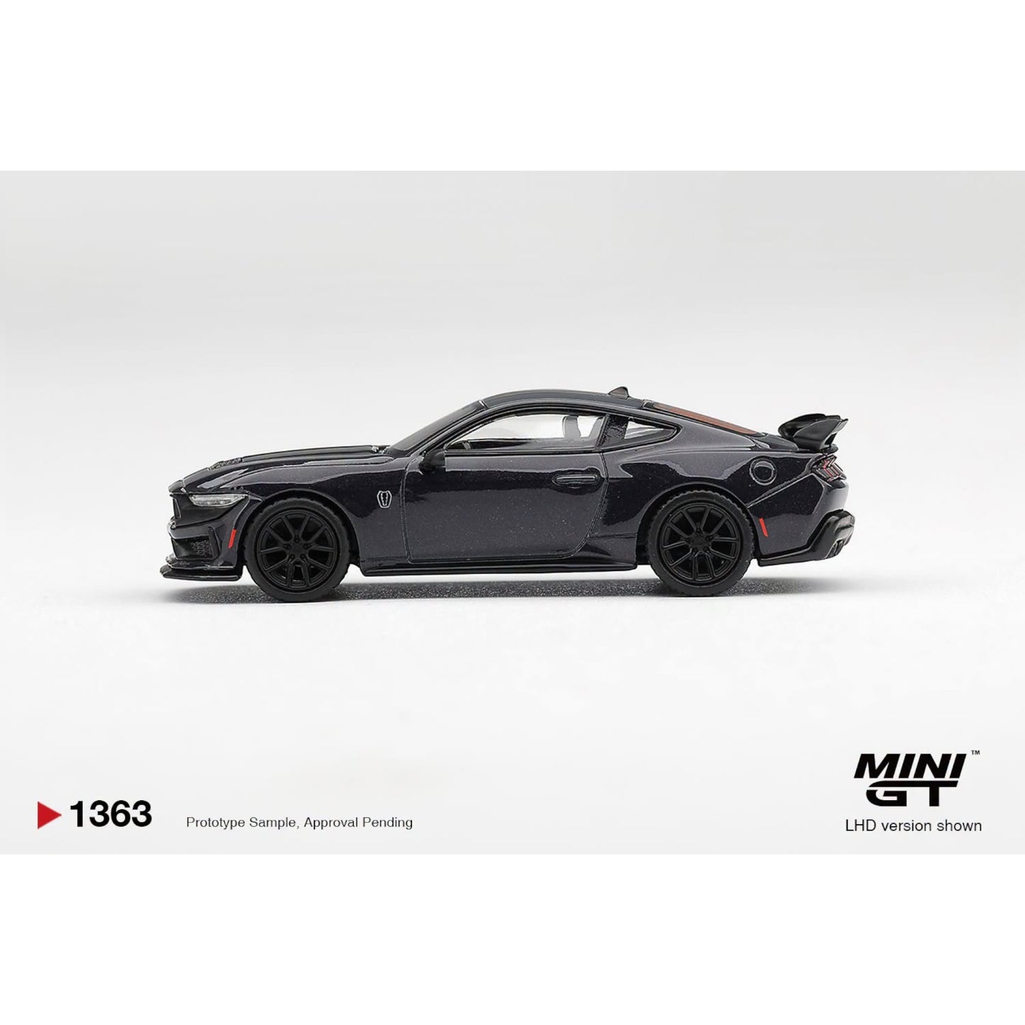 Mini GT - Pre-Order - Ford Mustang Dark Horse Blue Ember - MGT01363 (LHD)
