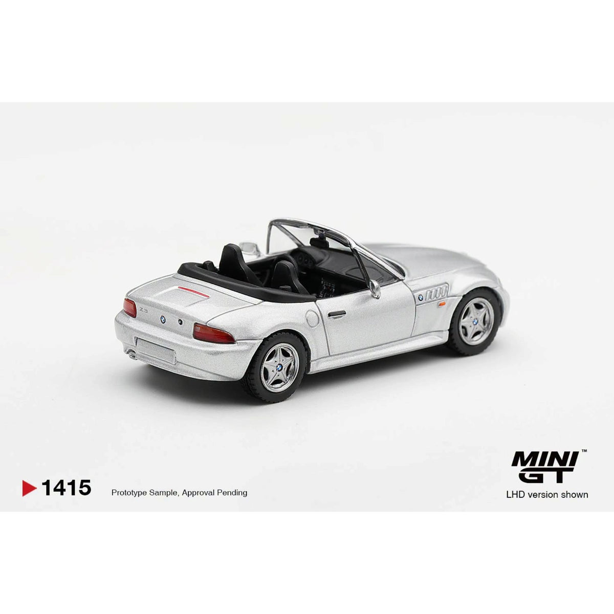 Mini GT - Pre-Order - BMW Z3 Titanium Silver - MGT01415 (LHD)