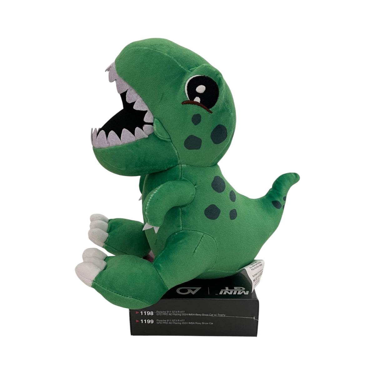 Mini GT - AO Racing IMSA 2024 GTD Pro Champion Set - Rexy & Roxy - MGTS0024 inkl. Rexy Plüsch