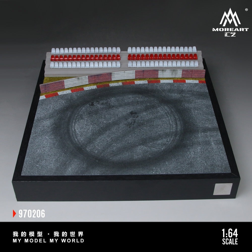 MoreArt - Pre-Order - Car Drift Turntable Scene Model 02 - Diorama - MO970206