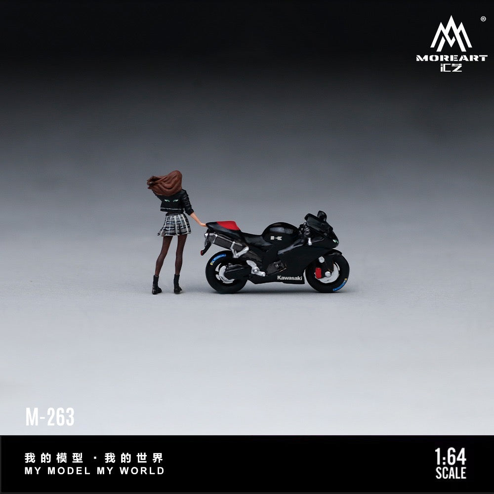 MoreArt - Pre-Order - Kawasaki Night Fury Motorcycle with Lady - Resin - MO222263