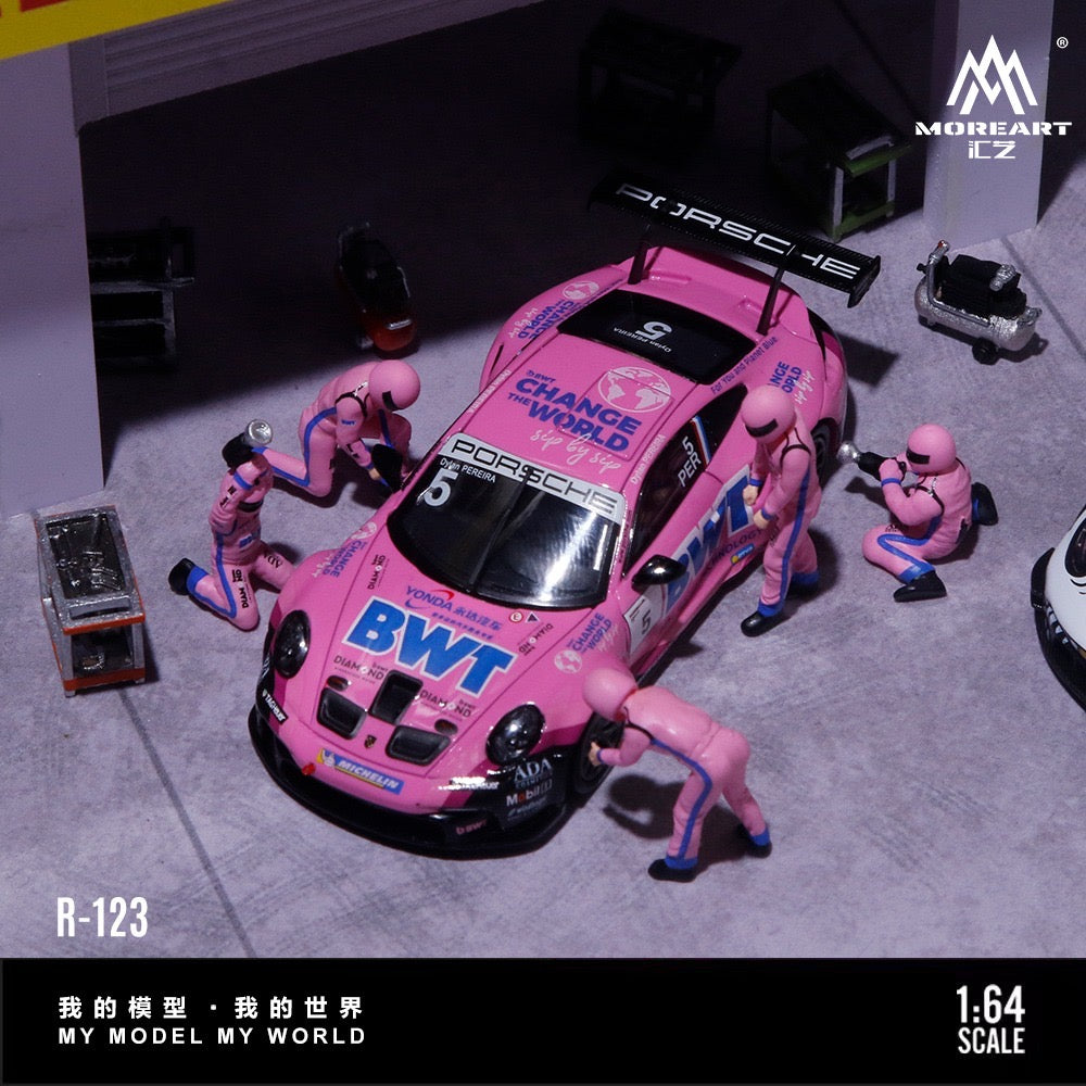 MoreArt - Pre-Order - Racing Team Maintenance Figure Set pink - Resin - MO223123